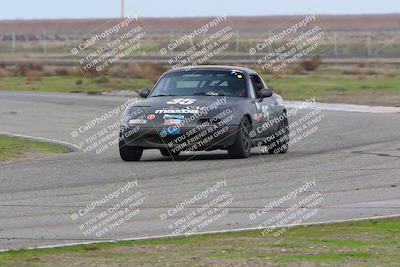 media/Jan-15-2023-CalClub SCCA (Sun) [[40bbac7715]]/Group 7/Qualifying (Sweeper)/